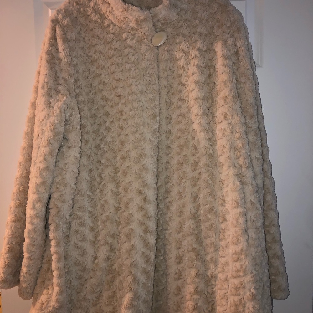 dennis basso Cream Teddy Jacket with Hood and Plush Texture